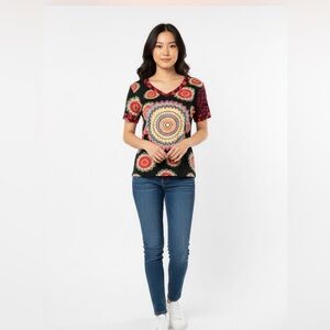 Desigual embroidered T-shirt 
Size L
Excellent used condition